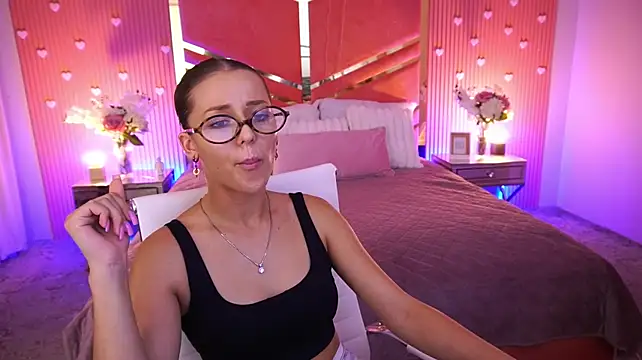 DoveLovee stripchat live cam model