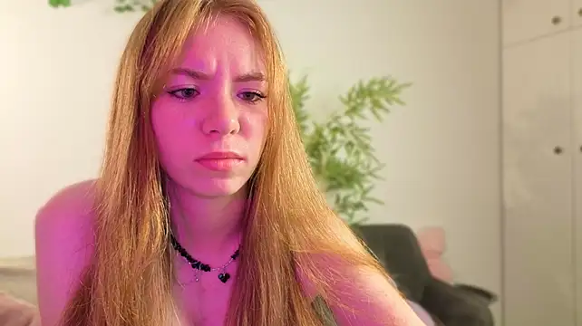 sabelle stripchat live cam model