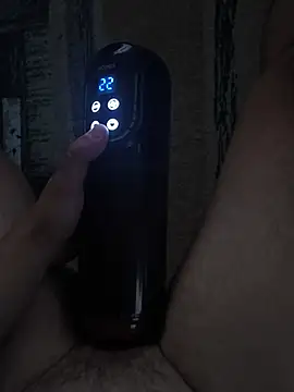 hernyo13 stripchat live cam model
