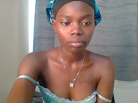 Sweet_quincy stripchat live cam model