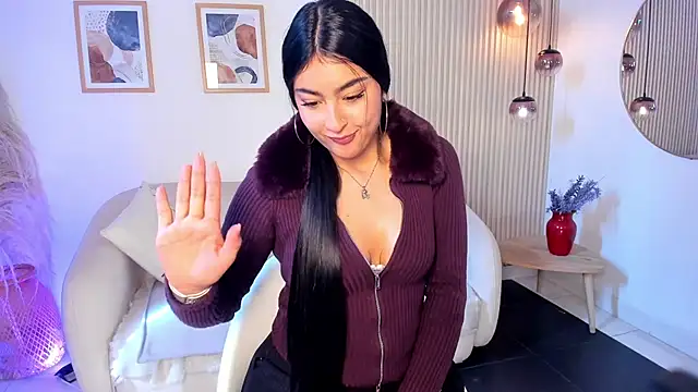 Bella_rochee stripchat live cam model