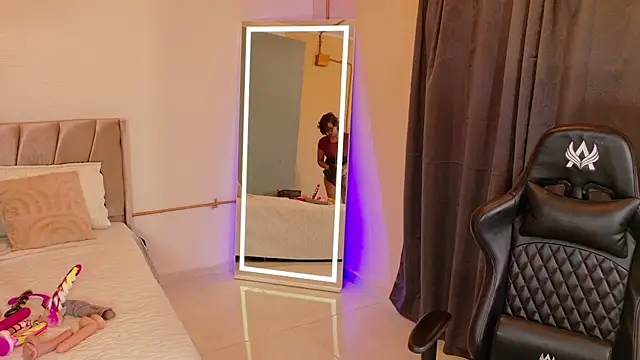 Marthina_turner_ stripchat live cam model