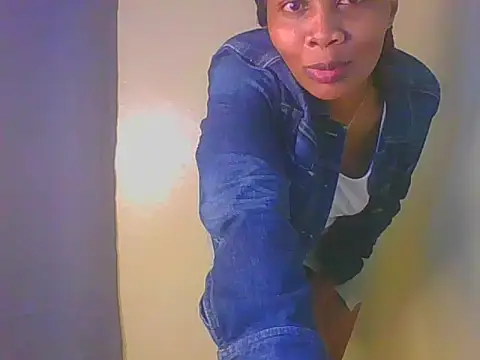 _Shantel1 stripchat live cam model