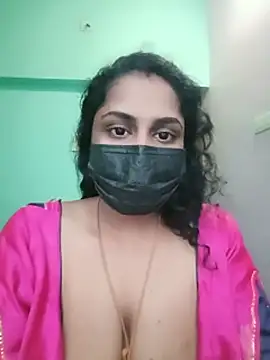 Tamilpavi_58 stripchat live cam model