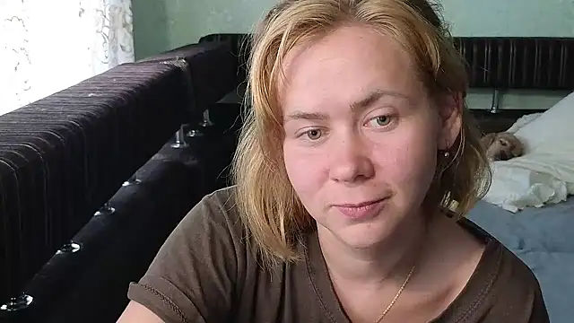 Riley_Roo stripchat live cam model
