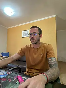 MeladoDiMel stripchat live cam model