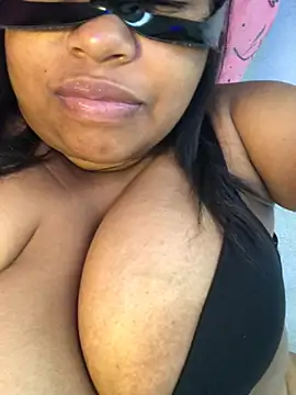 BarbaraMelo stripchat live cam model