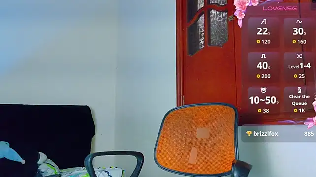 SaNti_ll stripchat live cam model