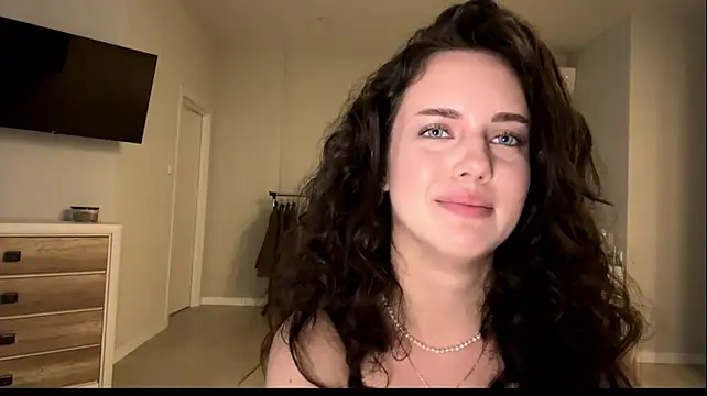 A_Milly stripchat live cam model