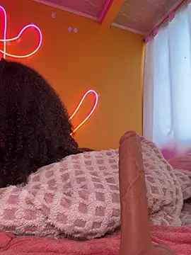 Morenayaa stripchat live cam model