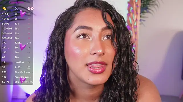 SoyJuliana_19 stripchat live cam model