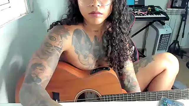 Ama_music stripchat live cam model