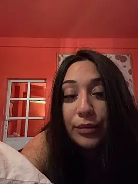 ICEGLOSS stripchat live cam model