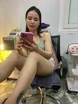 LiLi-Kirix99 stripchat live cam model