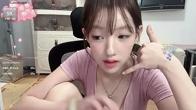 umi-dd stripchat live cam model