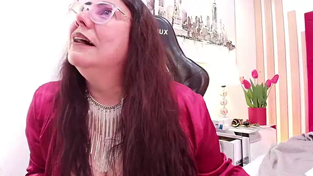 EmmaJhomson stripchat live cam model