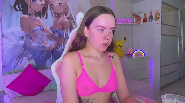 CheekySashaCharm stripchat live cam model