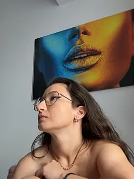 TheaMalekoo stripchat live cam model