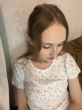 MeowyChans stripchat live cam model