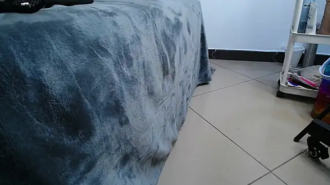 ClovyZenvy stripchat live cam model