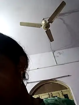 Rishika_hot stripchat live cam model