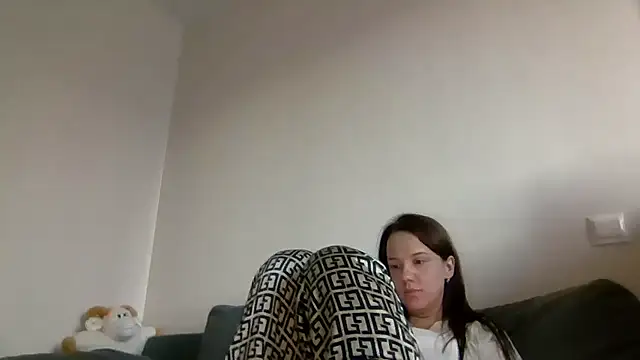 Nivella stripchat live cam model