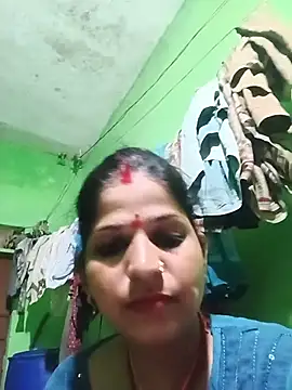 Joohi_Chawla143 stripchat live cam model