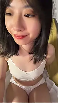 kittyvivian stripchat live cam model