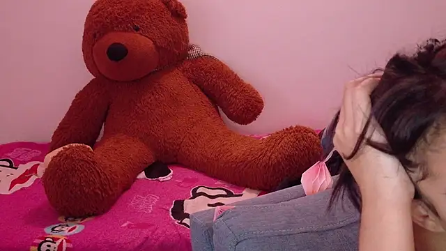 sofia_tinysex stripchat live cam model