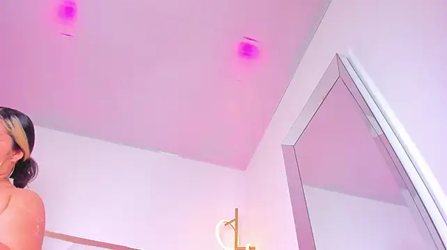Juliette_nt stripchat live cam model