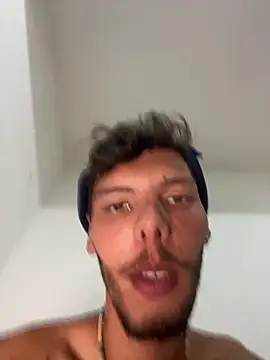 jnrboyl stripchat live cam model