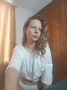 sky_sanz1 stripchat live cam model