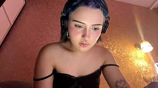 SharikaBabecki stripchat live cam model