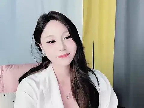 bingbing1212 stripchat live cam model