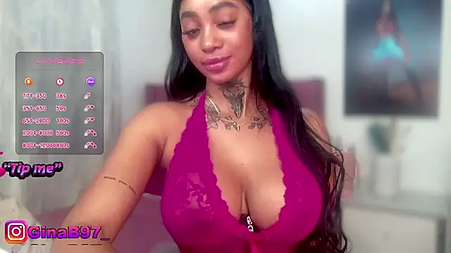 GinnaBolton stripchat live cam model