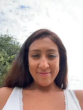 SonnySoless2 stripchat live cam model