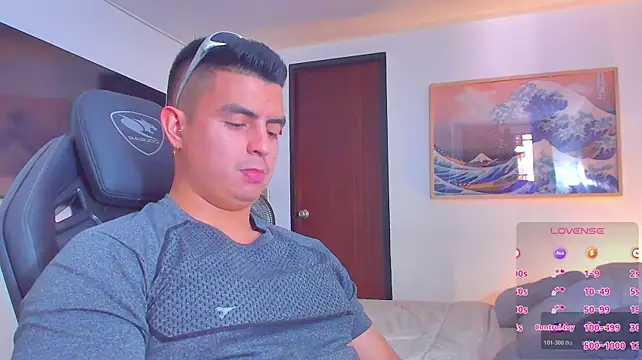 RJBarto stripchat live cam model