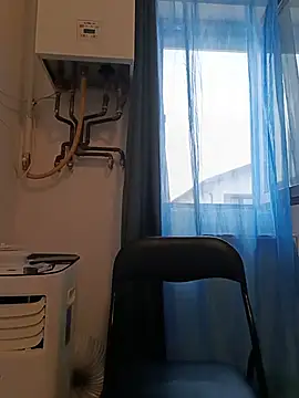 denysio89 stripchat live cam model
