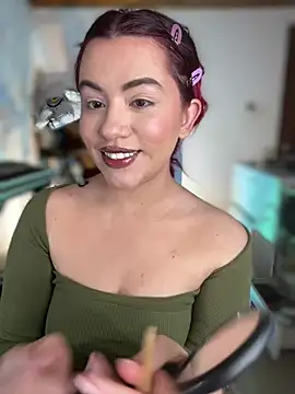 NikkiNix stripchat live cam model