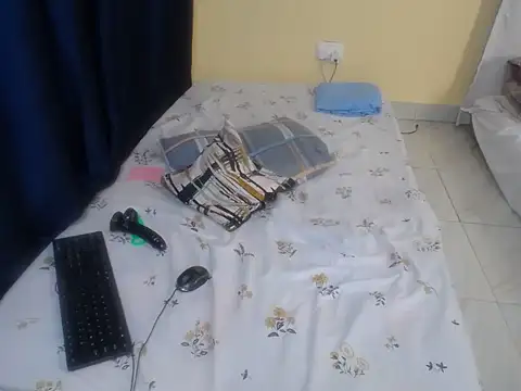 Melaningirly stripchat live cam model