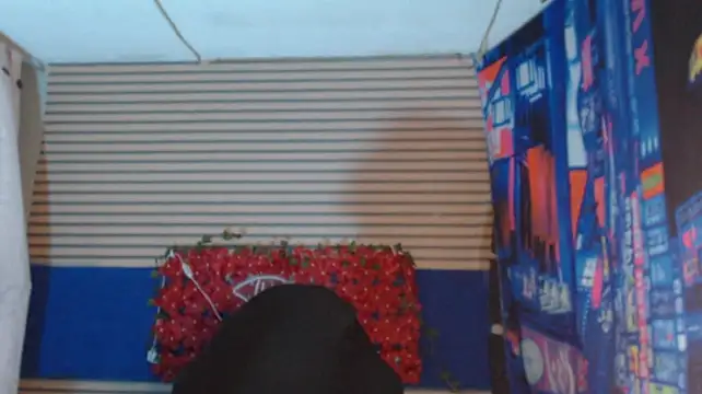 rosse_2504 stripchat live cam model