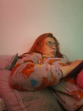 Natalykaty stripchat live cam model