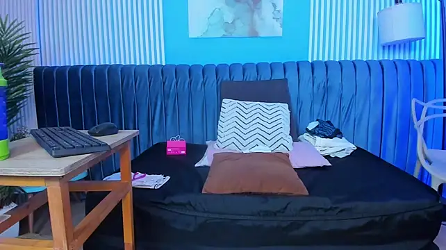 dahianeconnor stripchat live cam model
