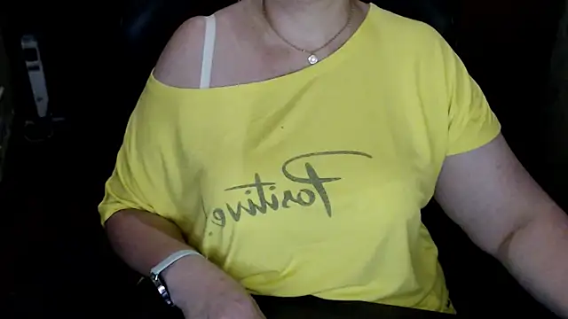 AlisaHot55 stripchat live cam model