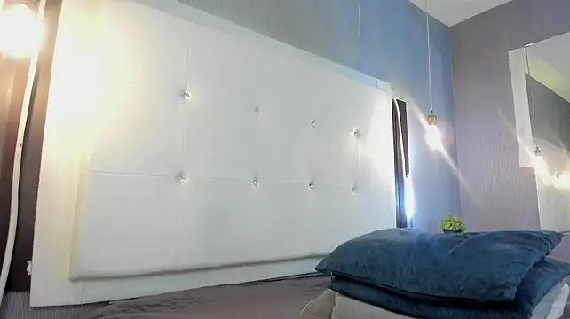 ximenanoah stripchat live cam model