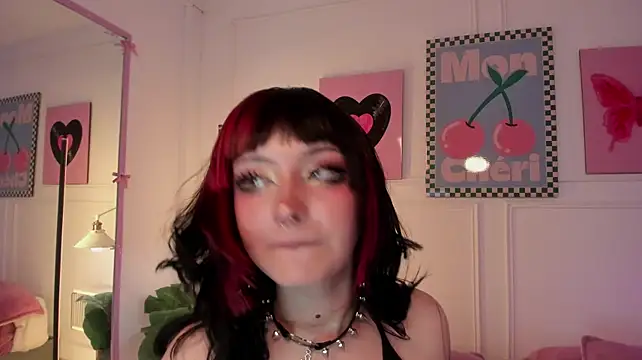 Zoe_Lynch_ stripchat live cam model