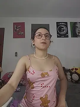little__ammy stripchat live cam model