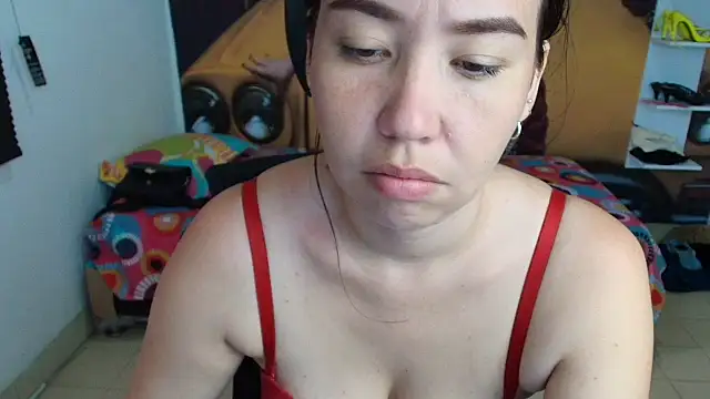 juliet_noir stripchat live cam model