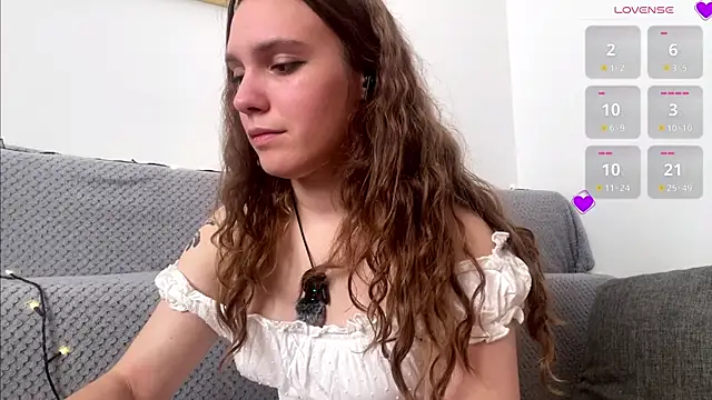 AliKnop stripchat live cam model