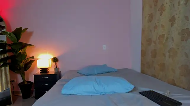 ambersprada stripchat live cam model